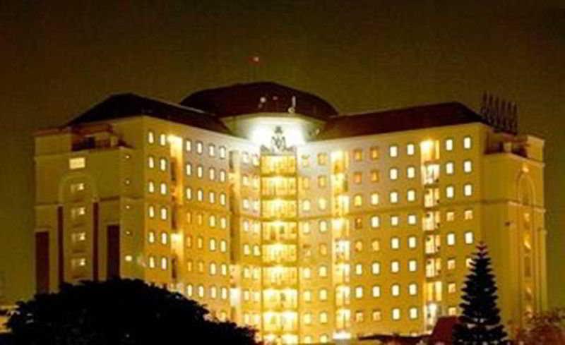 فندق ذا ماجيستي بيزنس آند فاميلي باندونج المظهر الخارجي الصورة